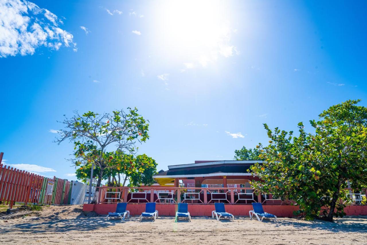 Shields Negril Villas 外观 照片