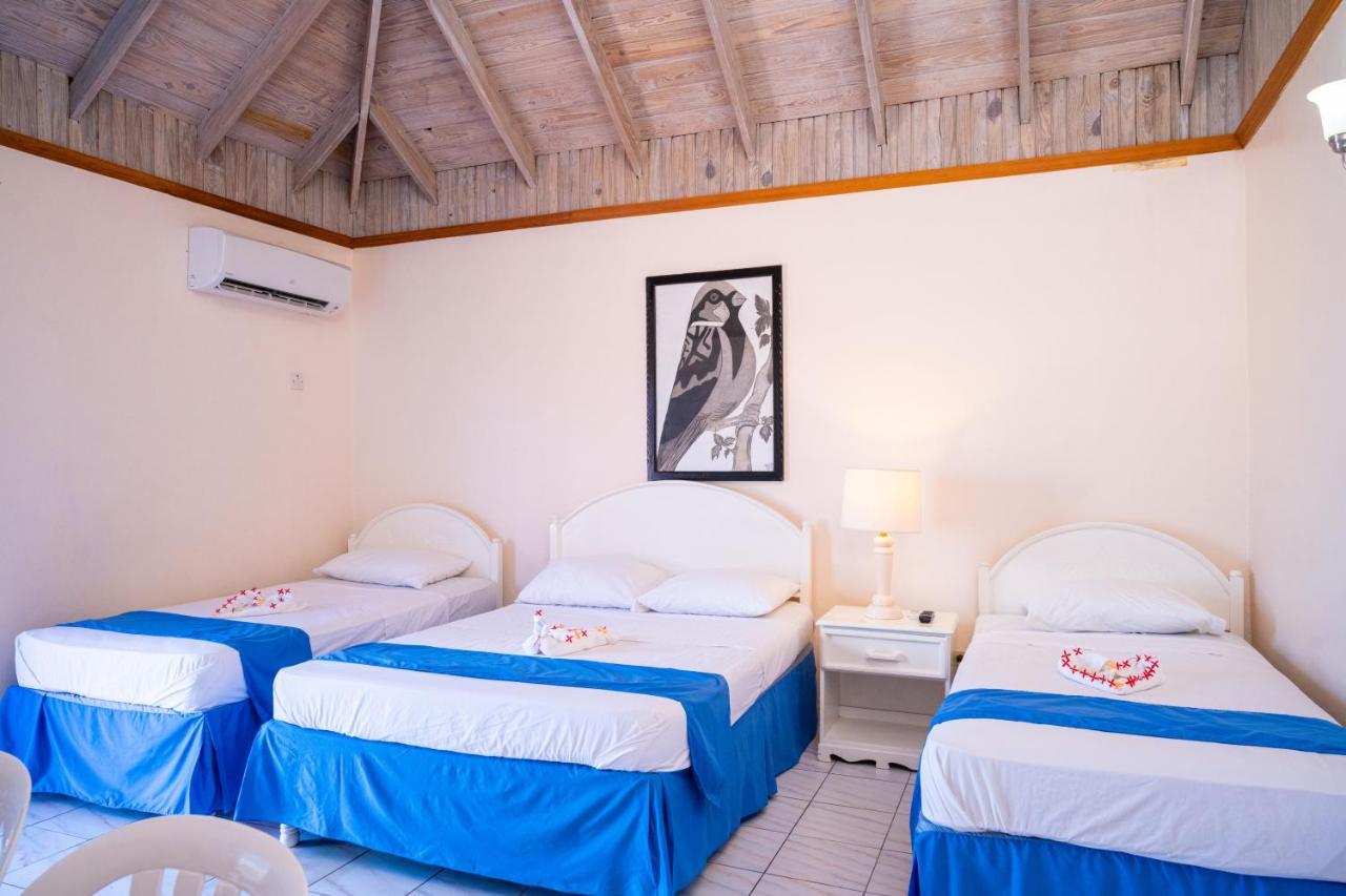 Shields Negril Villas 外观 照片